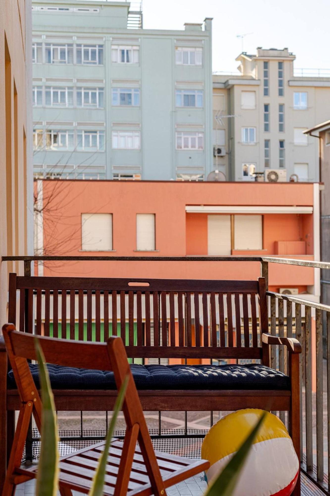 Sunny Home, Appartamento In Centro E Vicino Alla Spiaggia Градо Екстер'єр фото