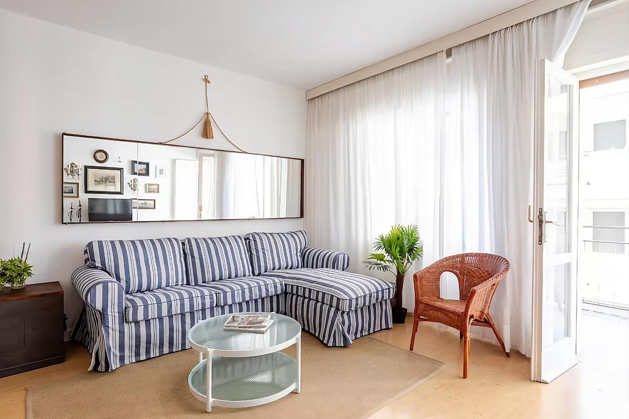 Sunny Home, Appartamento In Centro E Vicino Alla Spiaggia Градо Екстер'єр фото